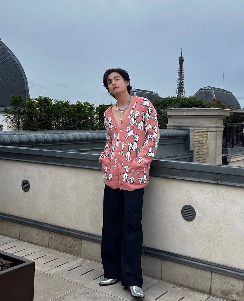 BTS V Mengejutkan Penggemar Setelah Rilis Iklan ''Legendary''